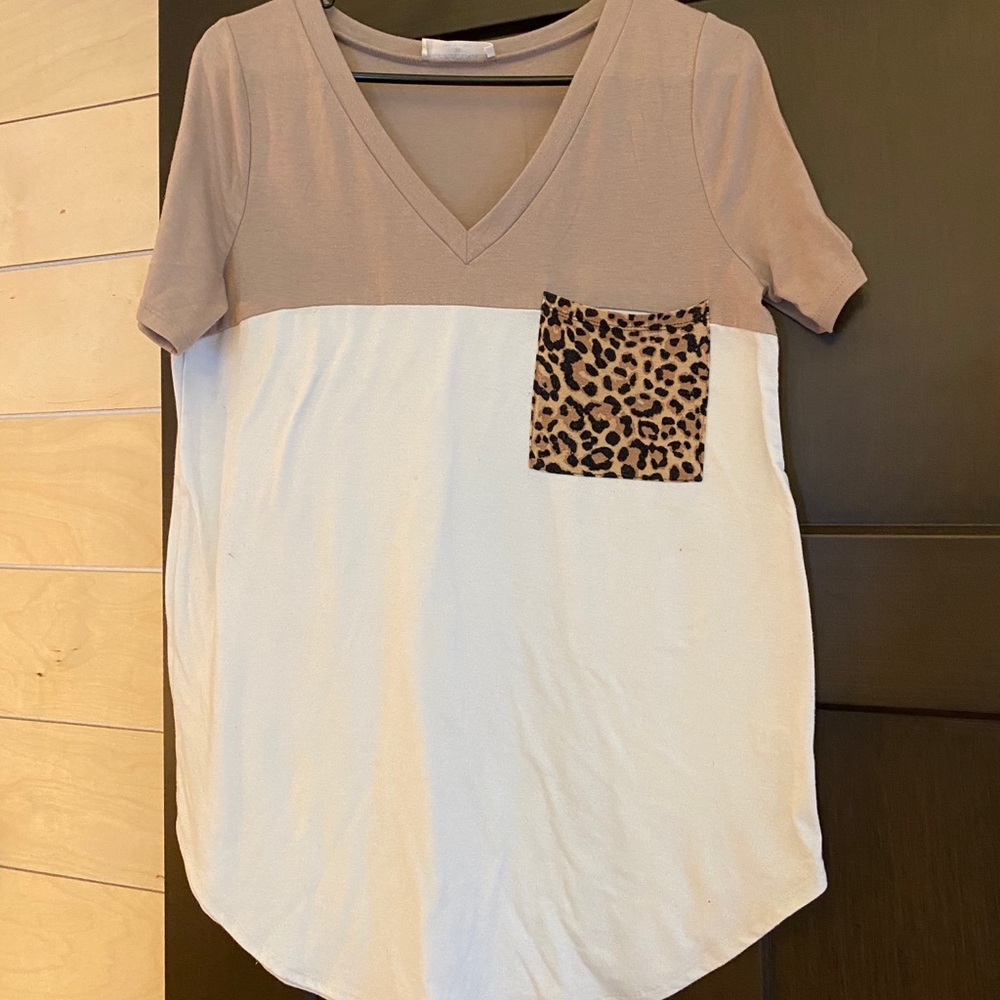 Tee